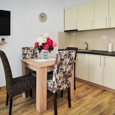 Apartmani Bekonja Tivat Kültér fotó