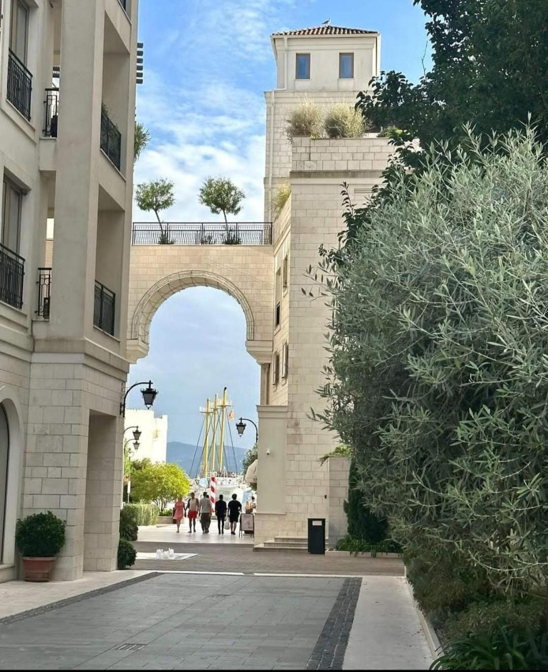 Apartmani Bekonja Tivat Kültér fotó